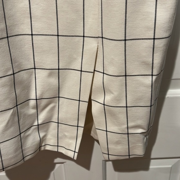 Banana Republic Dress Suit - Picture 9 of 12